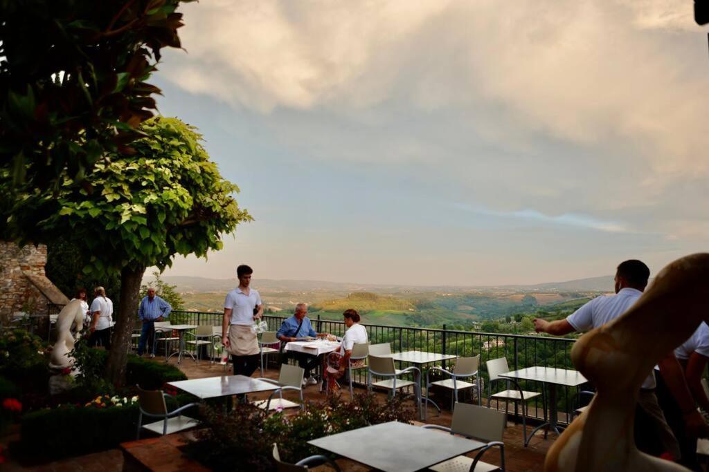 Lovely 2 Bedroom In San Gimignano Historic Center Εξωτερικό φωτογραφία